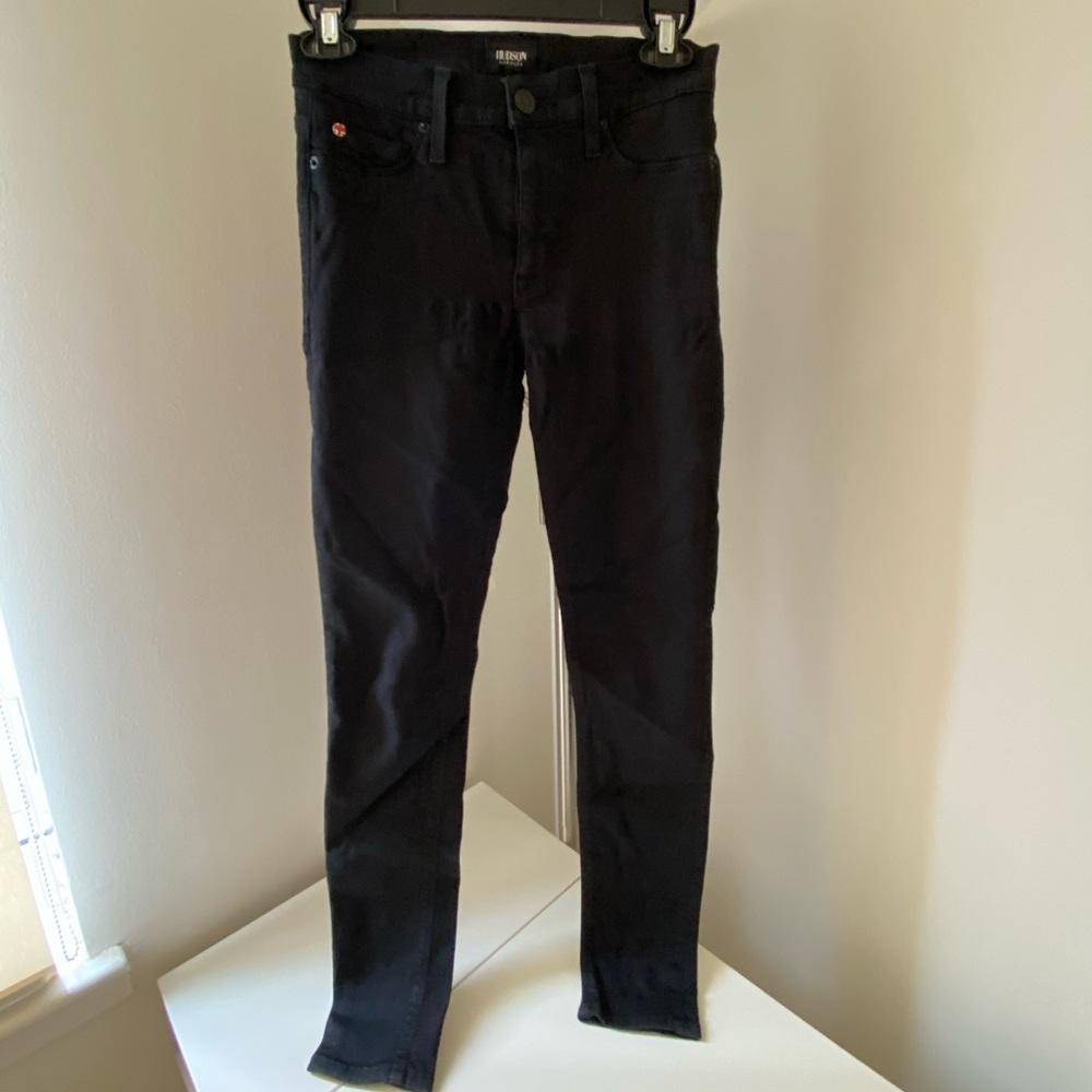 Hudson Jeans Black Skinny Jean - Size 27
